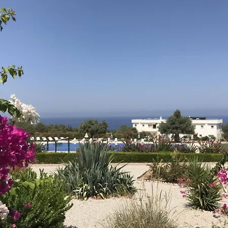 Stunning View & A Tranquil Mood 2 Br Agios Amvrosios (Kyrenia)