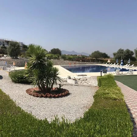 Stunning View & A Tranquil Mood 2 Br Apartment Agios Amvrosios (Kyrenia)