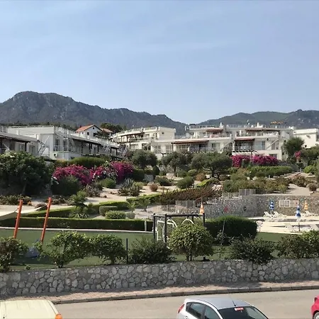 Apartment Stunning View & A Tranquil Mood 2 Br *