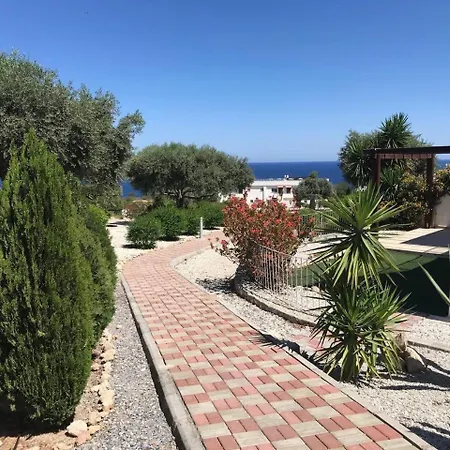 Stunning View & A Tranquil Mood 2 Br Agios Amvrosios (Kyrenia)